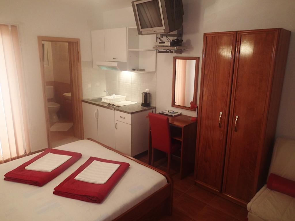 Villa Bosac Gradac  Værelse billede